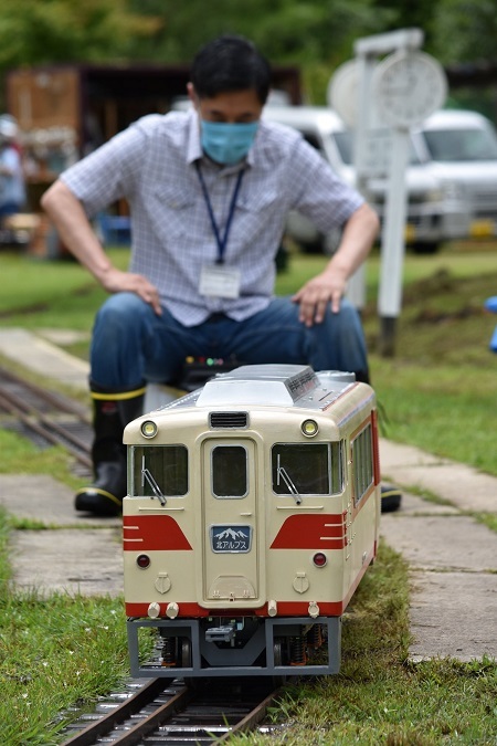 ５インチ走行デビュー（つくで村）: 文系の５インチゲージ鉄道模型奮闘記